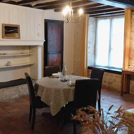 Indépendant, Confort, Adapté Pro Et Tourisme * Bernay-Neuvy-en-Champagne